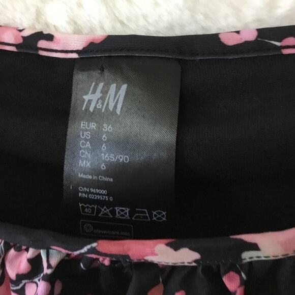 H&M Floral Bikini Bottom - Picture 16 of 16